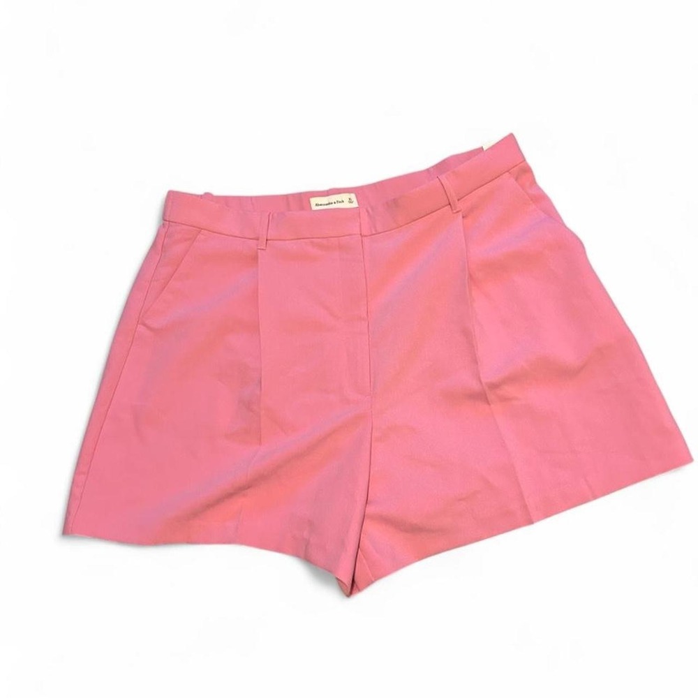 NEW Abercrombie & Fitch pink tailored shorts size XL